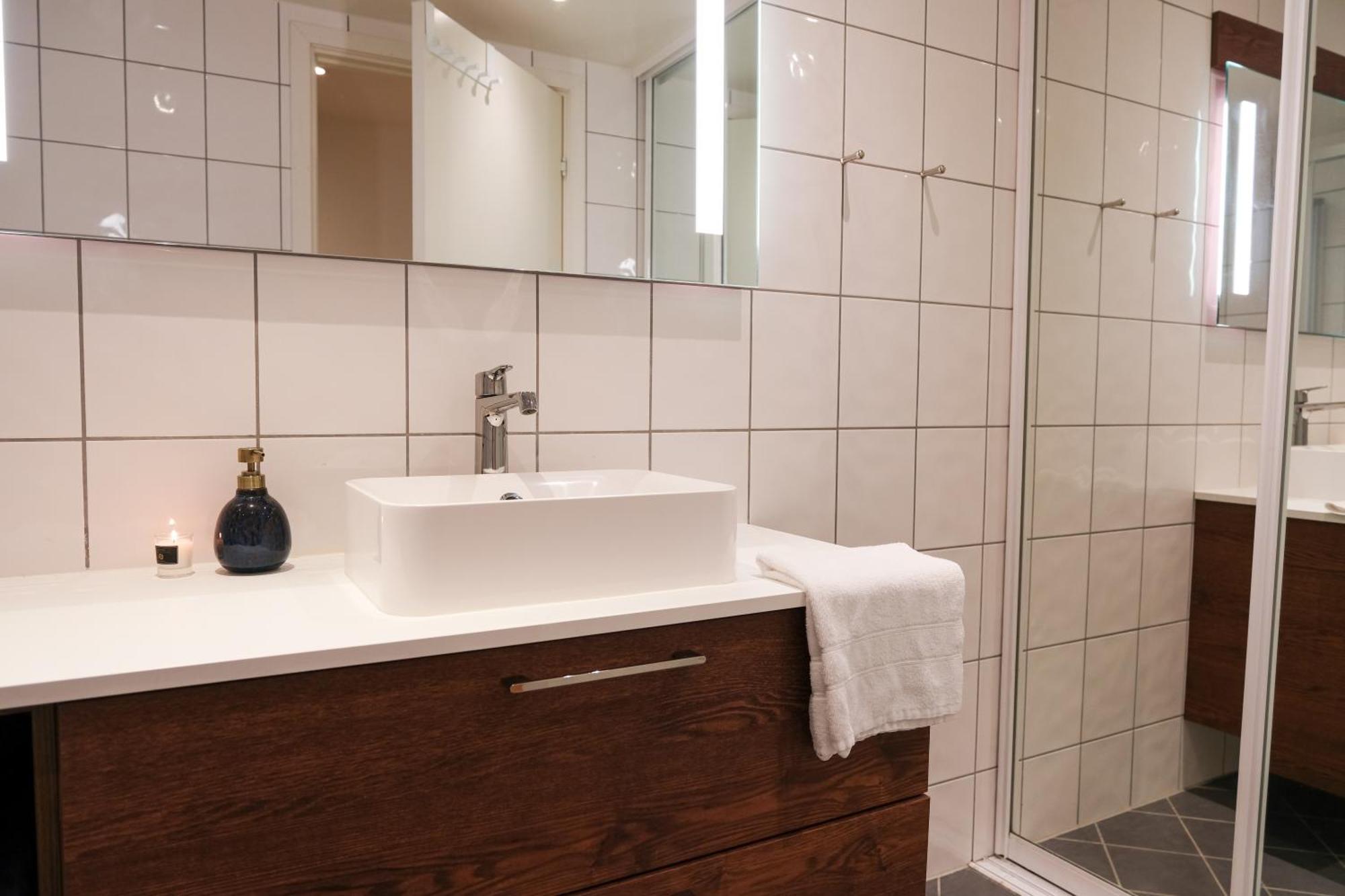 Nice, Modern Apartment in Central Bergen Buitenkant foto
